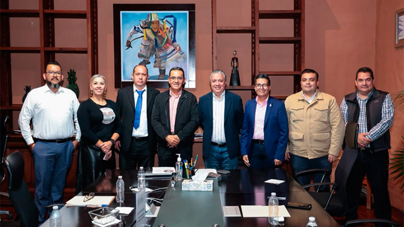 Le cumplimos a Michoacán: Luis Navarro formaliza cierre de entrega-recepción en Finanzas 
