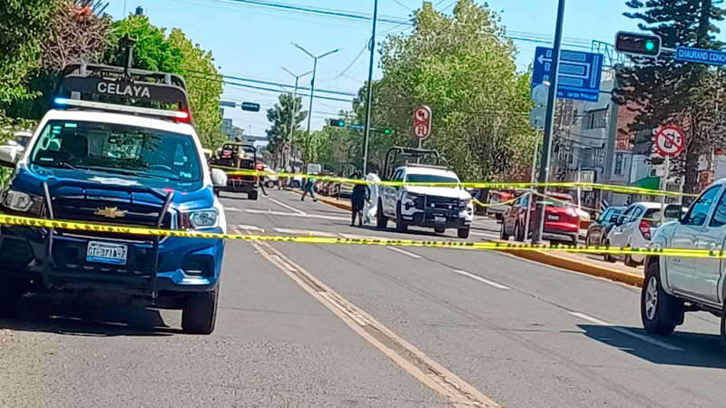 Ultiman a pasajera de taxi por aplicación, en Celaya, Guanajuato 