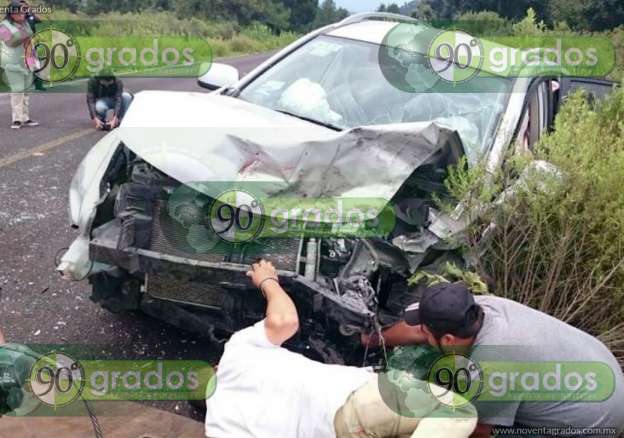 Un menor, entre los siete lesionados de choque entre vehiculos sobre la Quiroga - Zacapu - Foto 3 