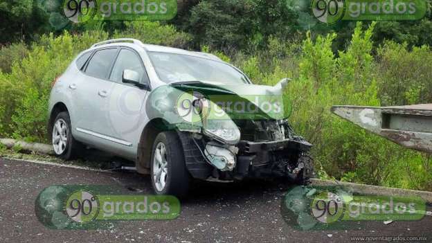 Un menor, entre los siete lesionados de choque entre vehiculos sobre la Quiroga - Zacapu - Foto 5 