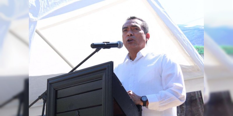 Legado de Juárez obliga a reforzar cohesión social: Adrián López  