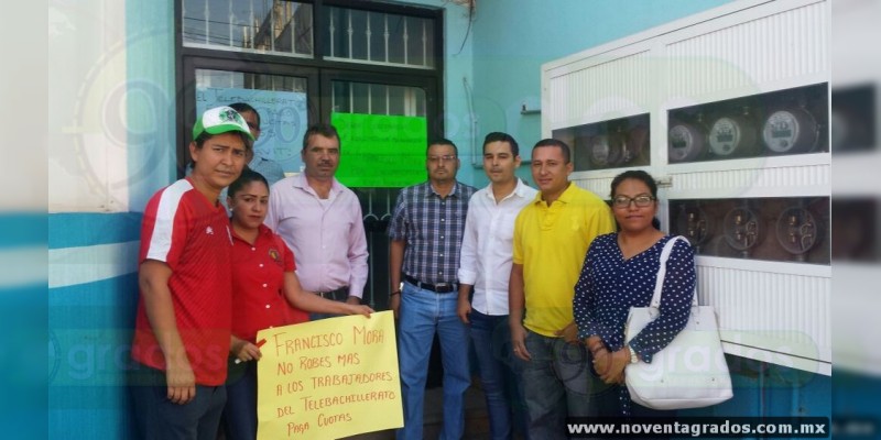 Trabajadores del Telebachillerato toman oficinas recaudadoras en Michoacán - Foto 1 