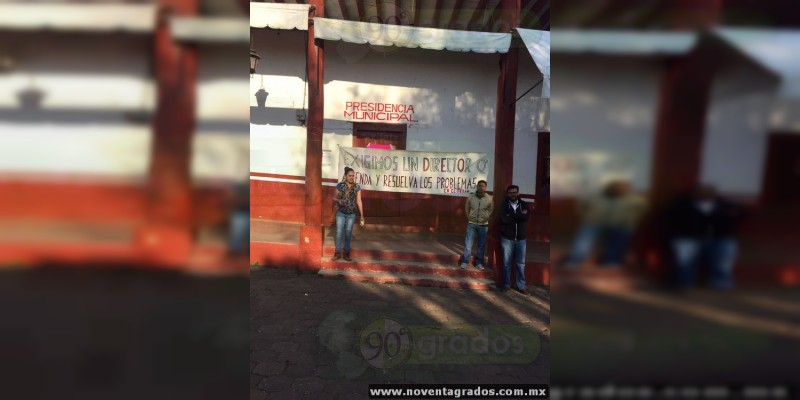 Trabajadores del Telebachillerato toman oficinas recaudadoras en Michoacán - Foto 5 