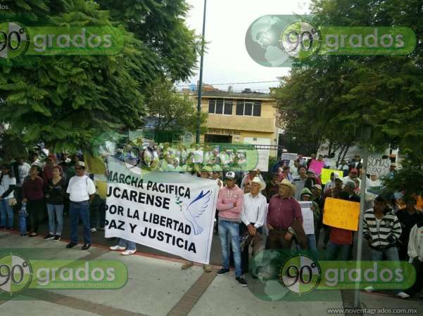 Se manifiestan habitantes de Ucareo a las afueras del Palacio de Justicia de Michoacán - Foto 0 