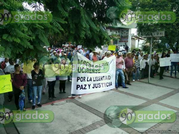Se manifiestan habitantes de Ucareo a las afueras del Palacio de Justicia de Michoacán - Foto 2 