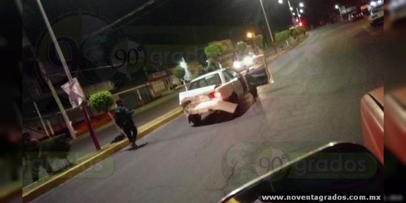 Cuatro heridos deja choque en Zitácuaro - Foto 1 