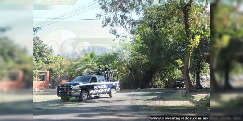 Intentan desalojar a vecinos de colonia irregular en Apatzingán, Michoacán - Foto 3 