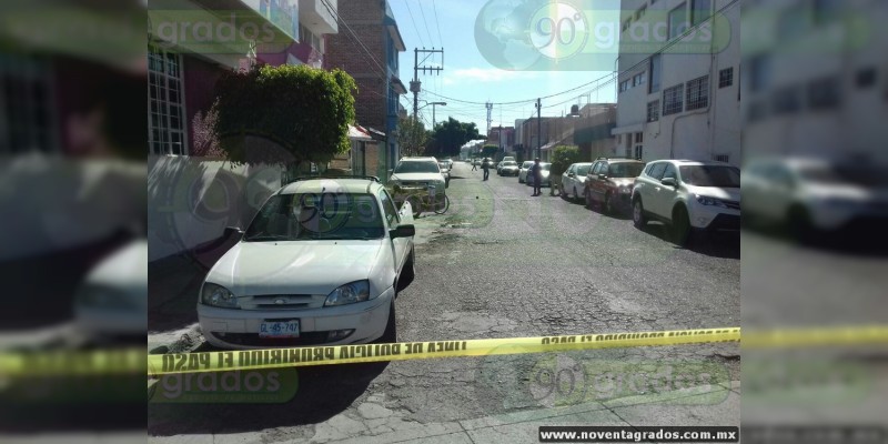 Atacan a  balazos a empleado de restaurante en Celaya, Guanajuato - Foto 0 