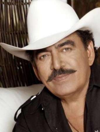 Fallece el cantautor Joan Sebastian a los 64 años de edad 