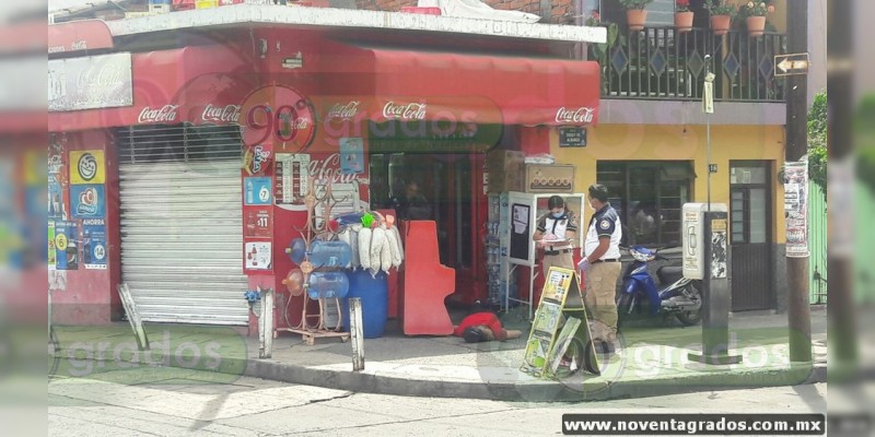 Afuera de una tienda asesinan a balazos a un hombre en Zamora, Michoacán - Foto 1 
