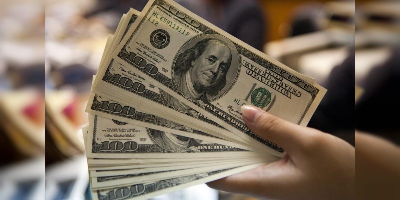 El billete verde se cotizó en los 19.10 unidades 