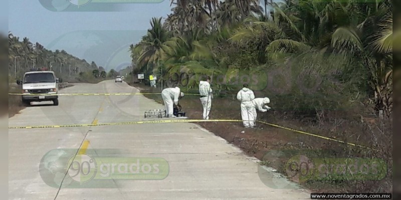 Hallan a ejecutado sobre boulevard costero de Lázaro Cárdenas - Foto 1 