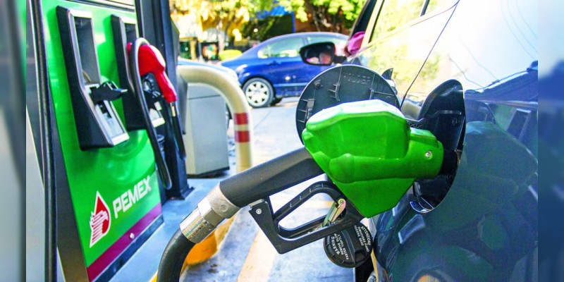 Gasolina, desde 16.55 hasta 18.29 pesos por litro  