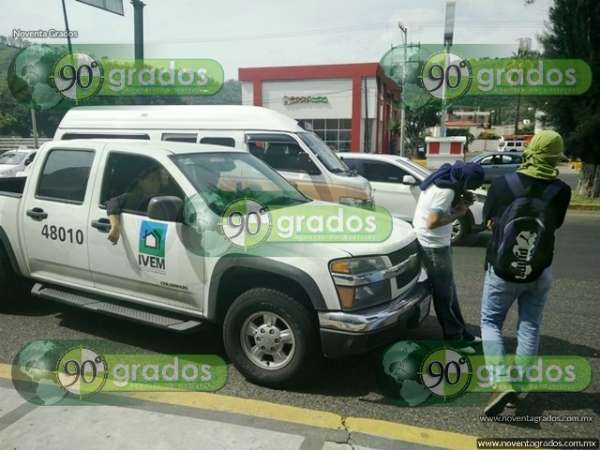 Normalistas desquician zona sur de Morelia; bloquean Las Américas y Camelinas - Foto 3 