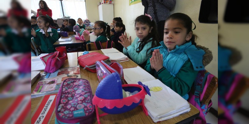 SEE felicita y reconoce labor de los y las Educadoras en su día 