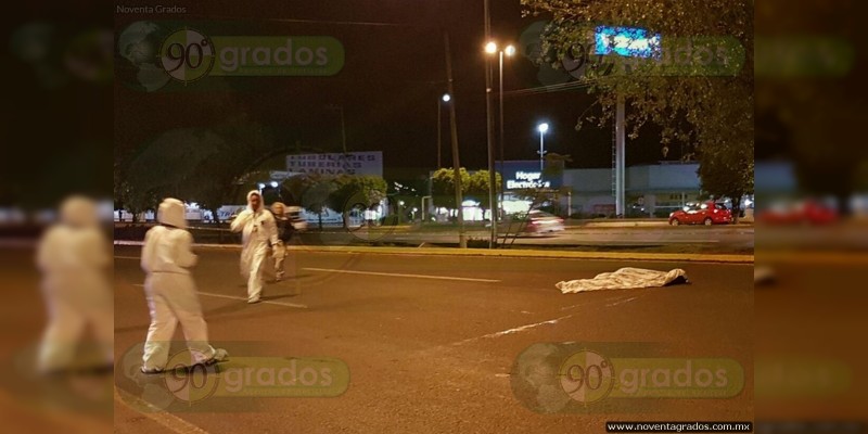 Muere joven atropellado en el libramiento de Morelia - Foto 0 