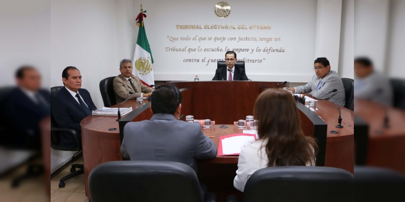 TEEM ordena al ayuntamiento de Charapan, Michoacán entregarle recursos públicos a la comunidad de San Felipe de los Herreros 
