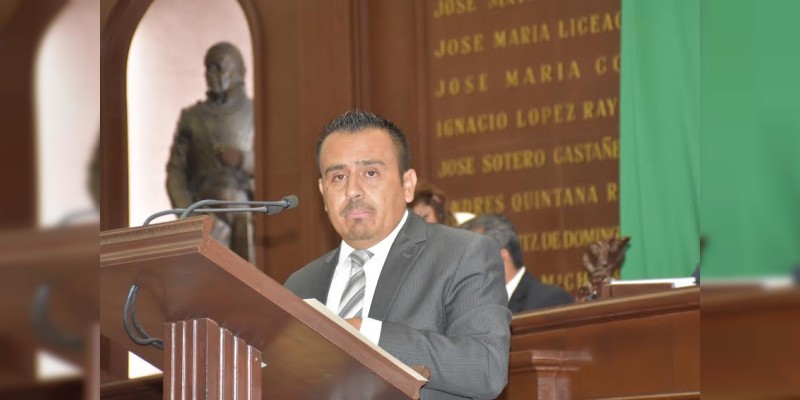Sanción hasta de un mes de salario a diputados faltistas: Enrique Zepeda 