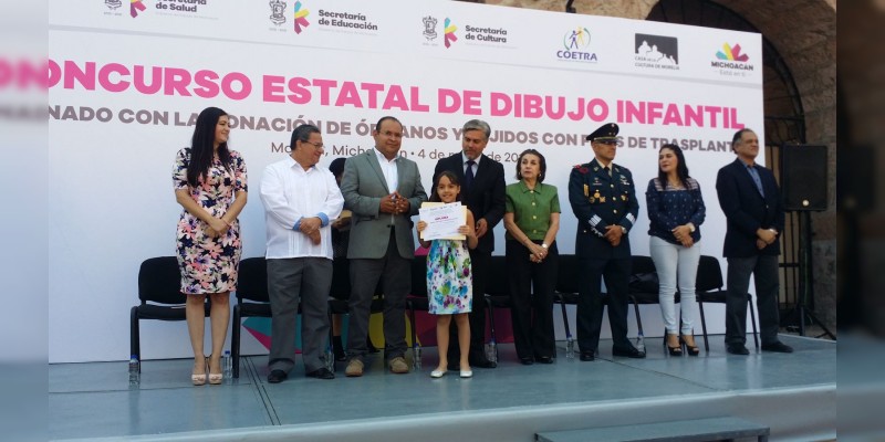 Premia Secum a ganadores del Concurso Estatal de Dibujo Infantil