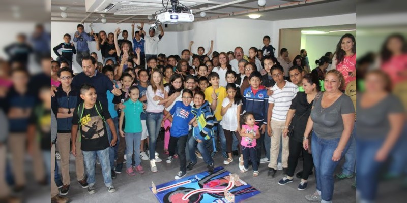 Puntos México conectado concluye con éxito feria regional de robótica 