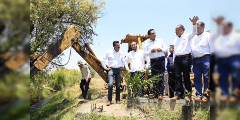 Moderniza SCOP infraestructura hidráulica de Los Reyes 