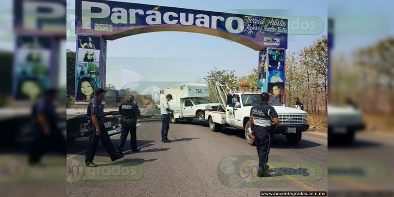 Liberan Policía Michoacán y Policía Federal bloqueos carreteros en Tierra Caliente  - Foto 0 