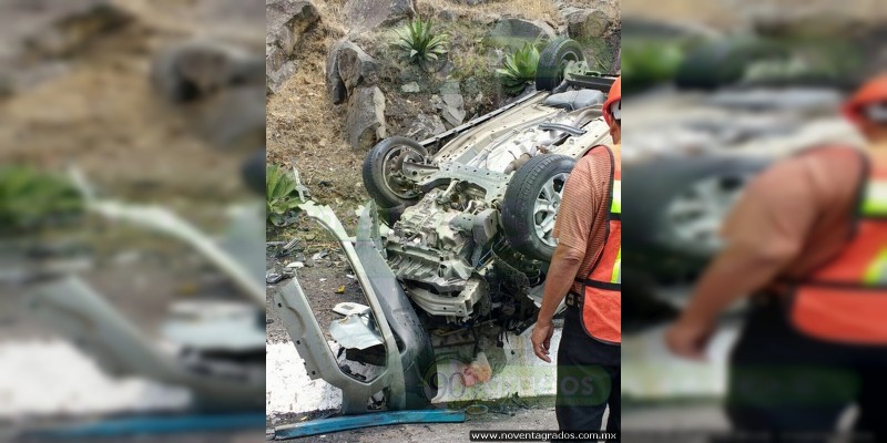 Choque en la Siglo XXI deja saldo de un muerto