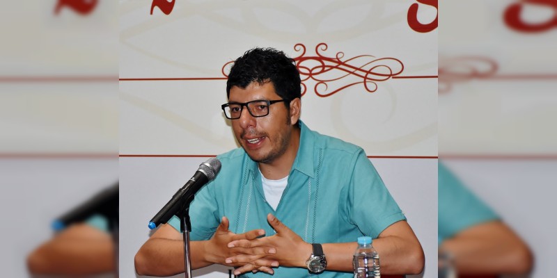 Derecho indígena y paridad de género, temas presentes en la ley, no así en la práctica: Investigador 