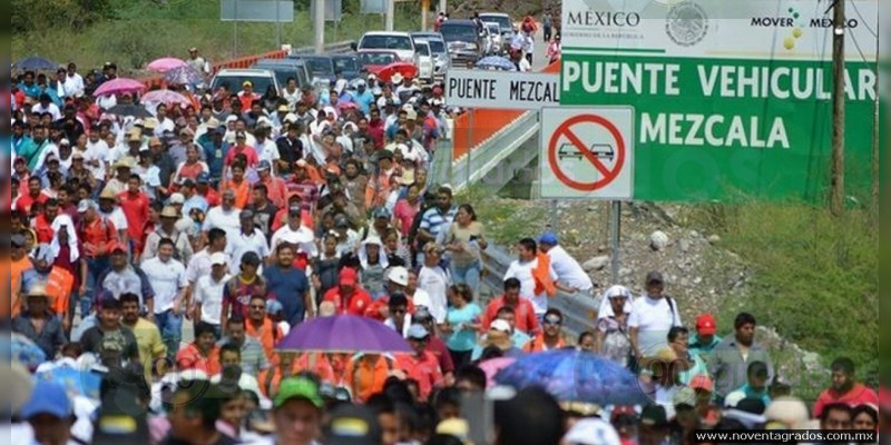 Se levantan en armas habitantes de Guerrero ante el crimen organizado - Foto 2 