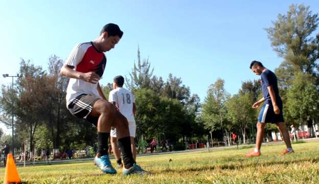 Ayuntamiento de Morelia alienta formación de futbolistas 