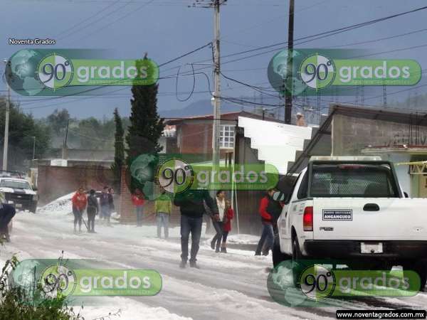 Tromba deja severos daños en Angangueo, Michoacán - Foto 1 