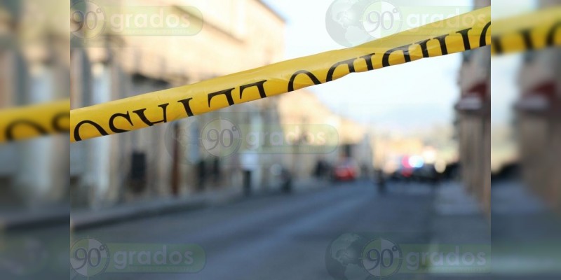 Morelia: Policías auxiliares se lían a balazos, uno está grave el otro huyó  - Foto 2 