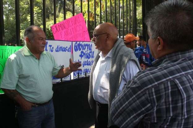 Gobierno de Jara Guerrero no cumple con las sentencias de tribunales: Ex policías - Foto 1 