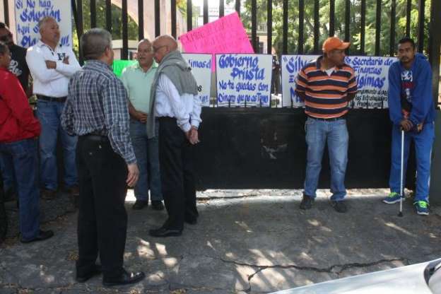 Gobierno de Jara Guerrero no cumple con las sentencias de tribunales: Ex policías - Foto 2 