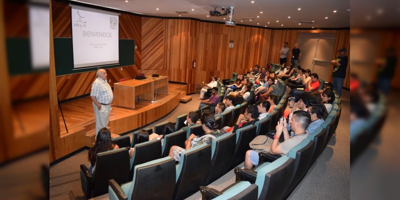 Inicia Escuela de Verano en Instituto de Radioastronomía y Astrofísica de UNAM Campus Morelia 