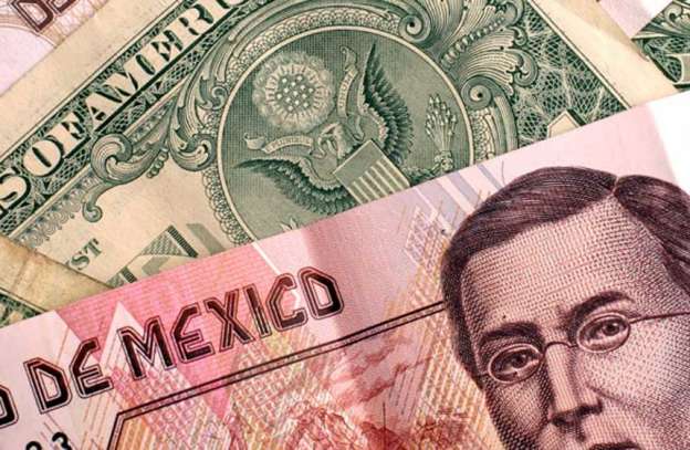 Dólar se cotiza en 16.64 pesos 