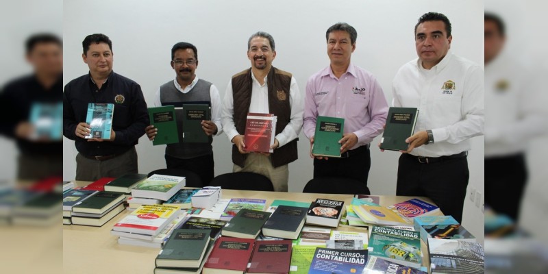 El municipio de Ario, unido con la Universidad Michoacana  