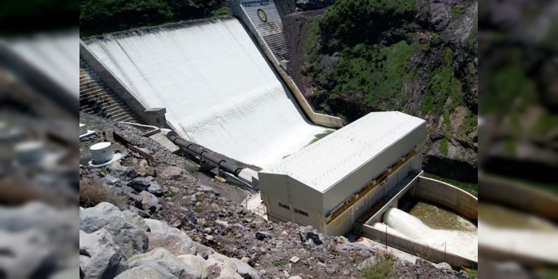 Diputados ignoran a industriales con quienes analizarían situación de presa Francisco J. Múgica 