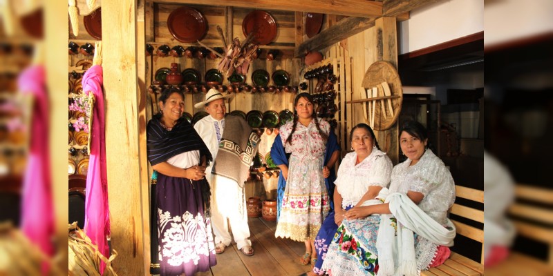 Las trojes, símbolo de la arquitectura tradicional michoacana: Sectur 