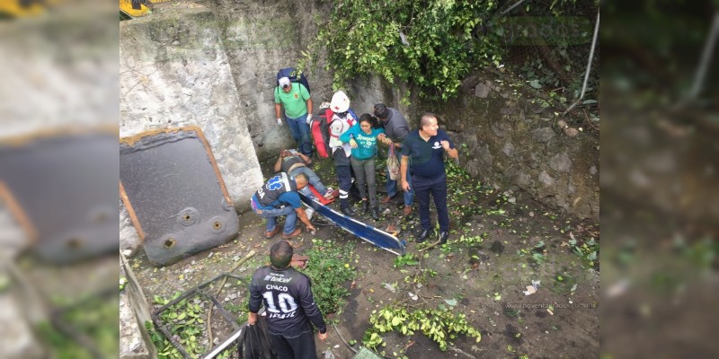 Uruapan: Trágico accidente deja 20 personas lesionadas de gravedad, 1 fallecido y un bebé desaparecido   - Foto 2 