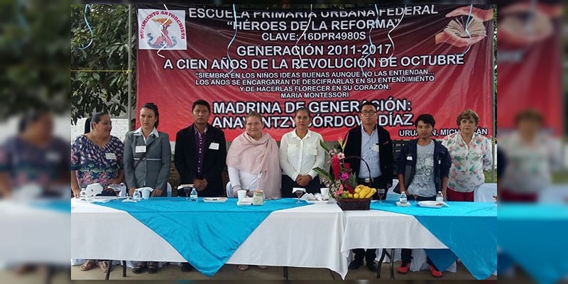 Urge crear una población estudiantil más crítica: Anayantzi Córdova Díaz 