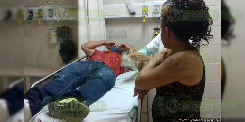 Ataque armado afuera de kinder deja dos lesionados en Buenavista Tomatlán - Foto 0 