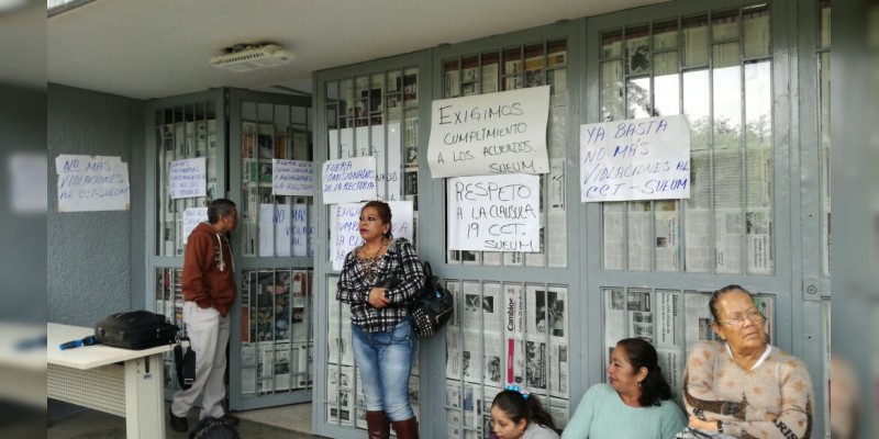 SUEUM toma rectoría de la UMSNH  