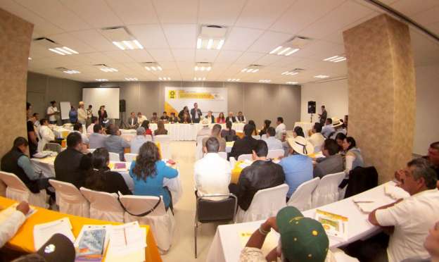 La capacitación de autoridades electas, fundamental para garantizar gobiernos eficientes: PRD - Foto 1 