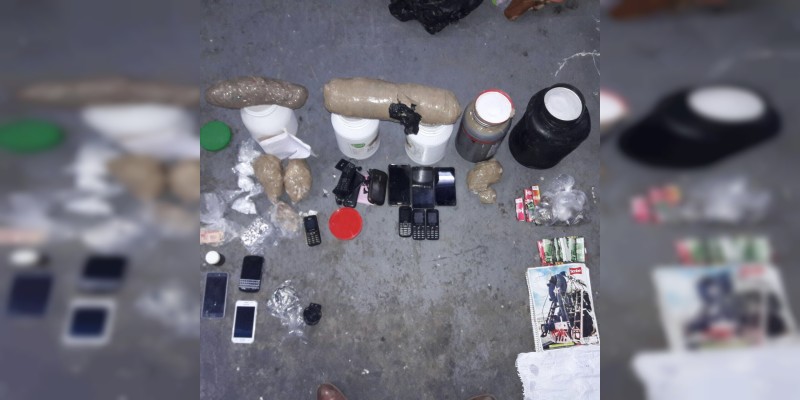 Decomisan celulares y enervantes en el Centro Penitenciario "David Franco Rodríguez" - Foto 0 