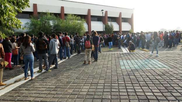 Presentan su examen de admisión a la Universidad Tecnológica de Morelia, más de 800 aspirantes - Foto 0 