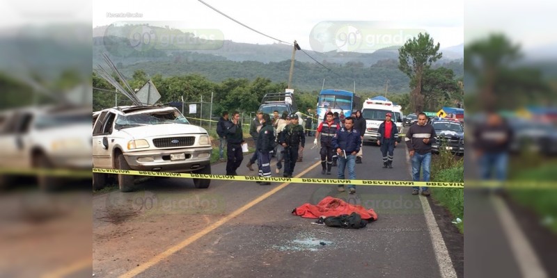 San Juan Nuevo: Muere cortador de aguacate en accidente, hay tres heridos  - Foto 0 