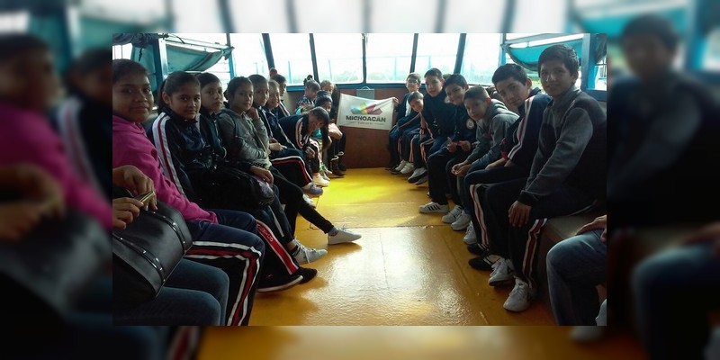 Niños del Internado España México realizan recorrido turístico 