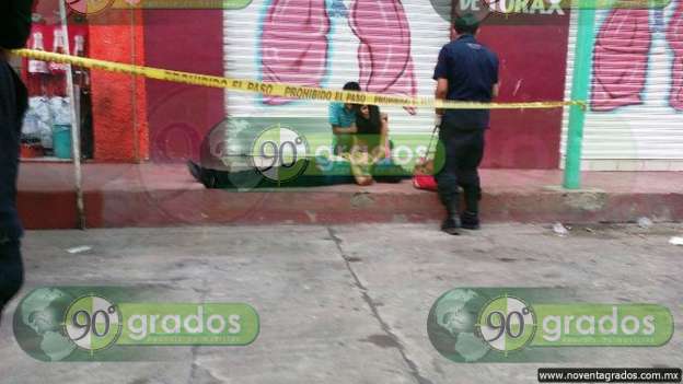 Fotogalería: Ejecutan a balazos a conocido comerciante en Apatzingán, Michoacán - Foto 2 