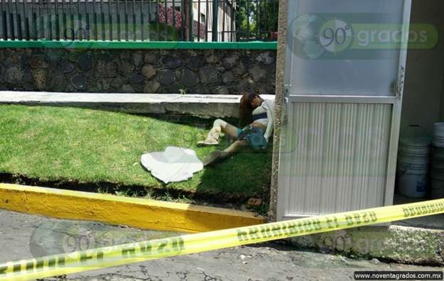 Fallece joven mujer afuera del hospital, en Morelia - Foto 1 